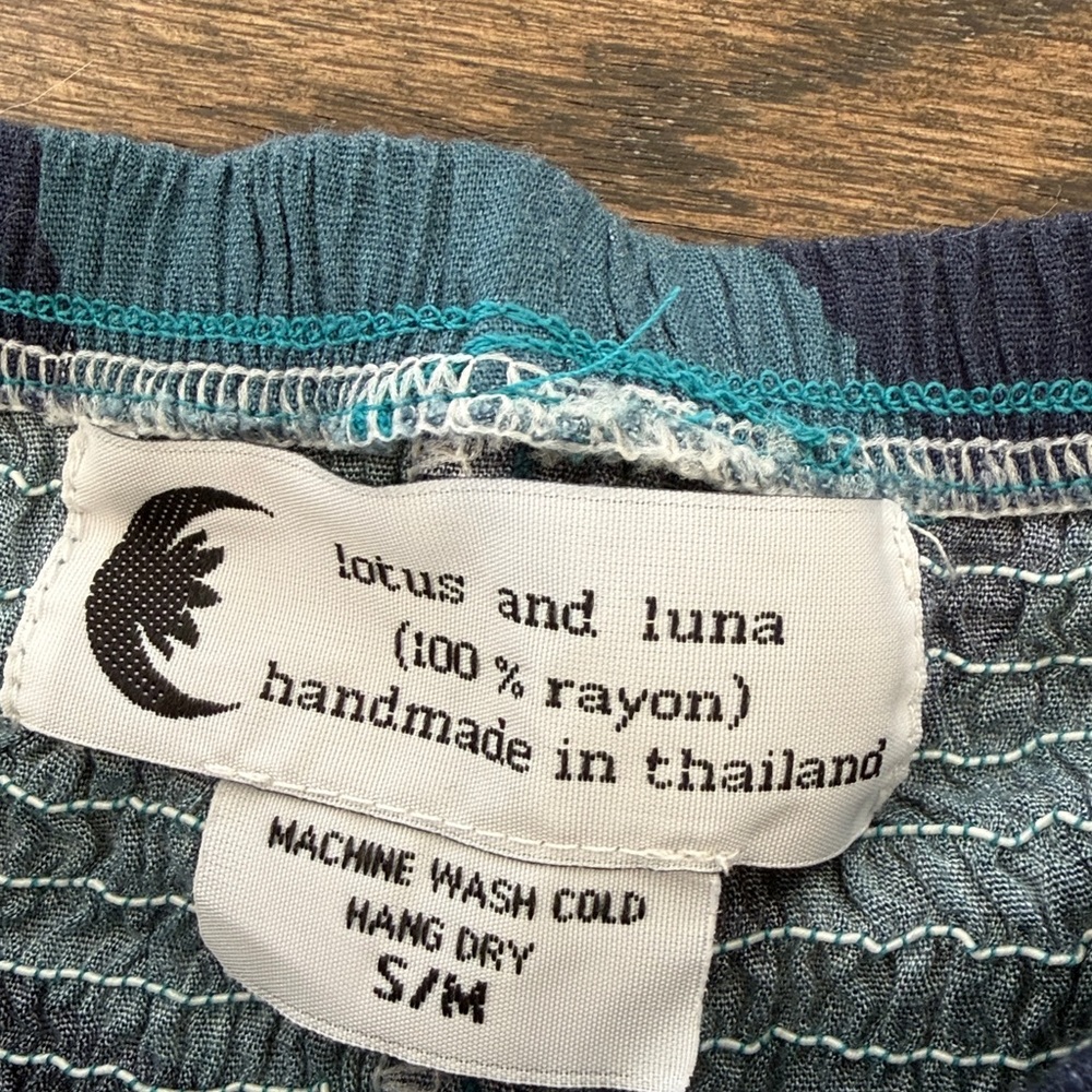 Lotus and Luna Blue Patterned Harem Pants - Size S/M - Picture 4 of 4